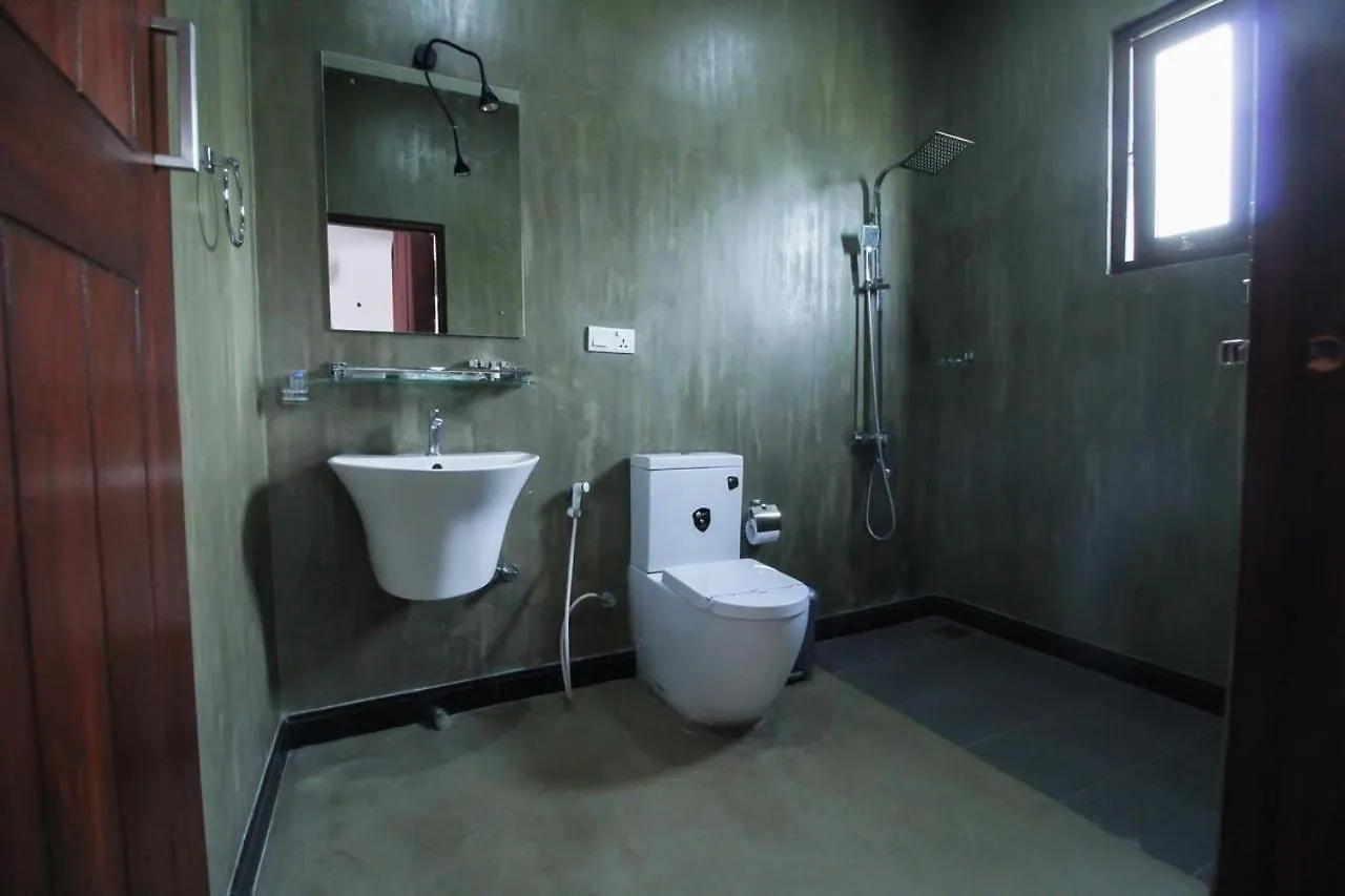 Ceylonisigiriya Hotel Dambulla