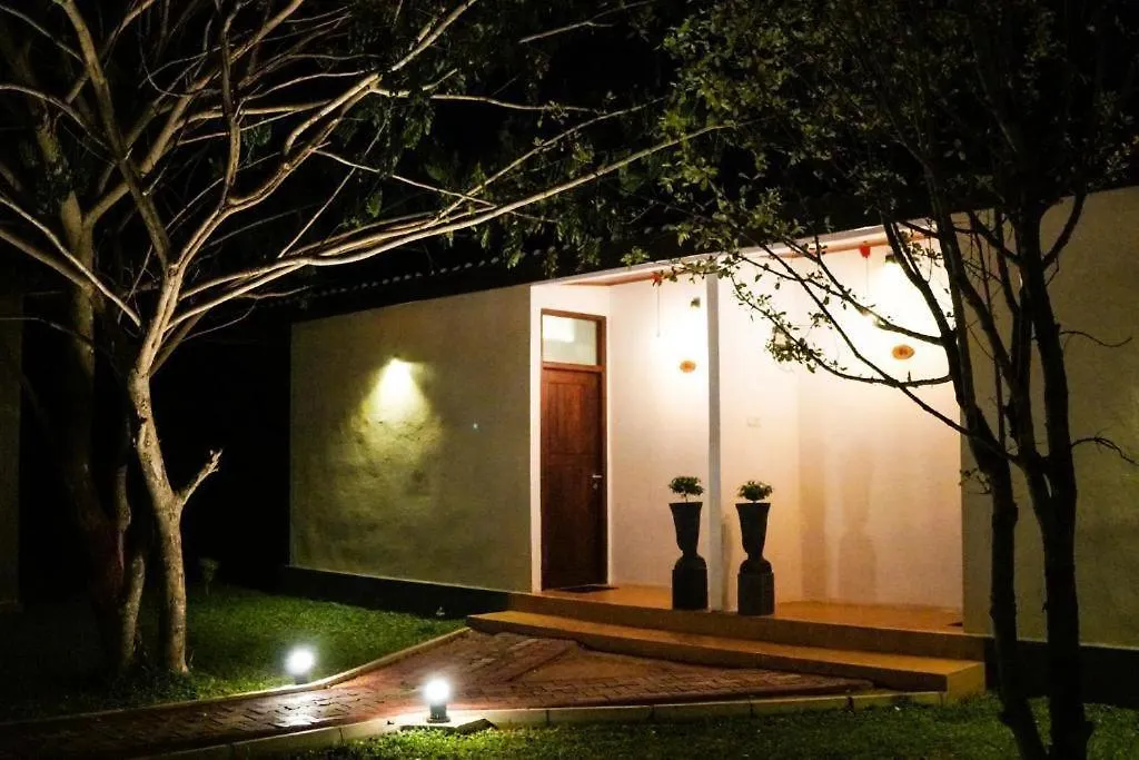 ****  Ceylonisigiriya Hotel Dambulla Sri Lanka