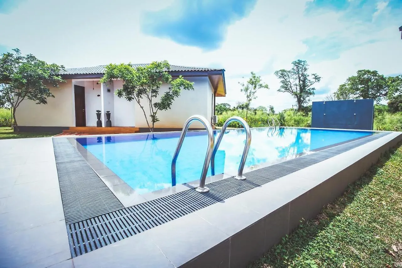 ****  Ceylonisigiriya Hotel Dambulla Sri Lanka